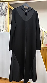 Siyah Fermuarlı Ferace